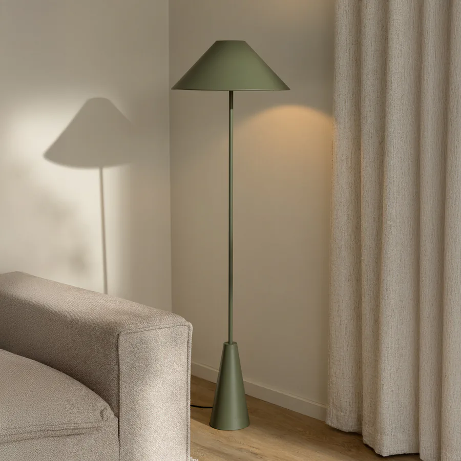 Cannes lattiavalaisin vihreä metalli 140 cm - Globen Lighting - Olohuone
