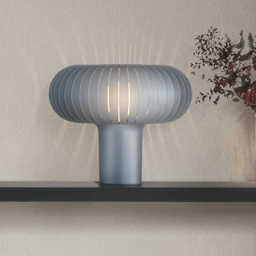 Pöytävalaisin Teresa Frozen, taivaansininen, himmennettävä, E27 - Kartell
