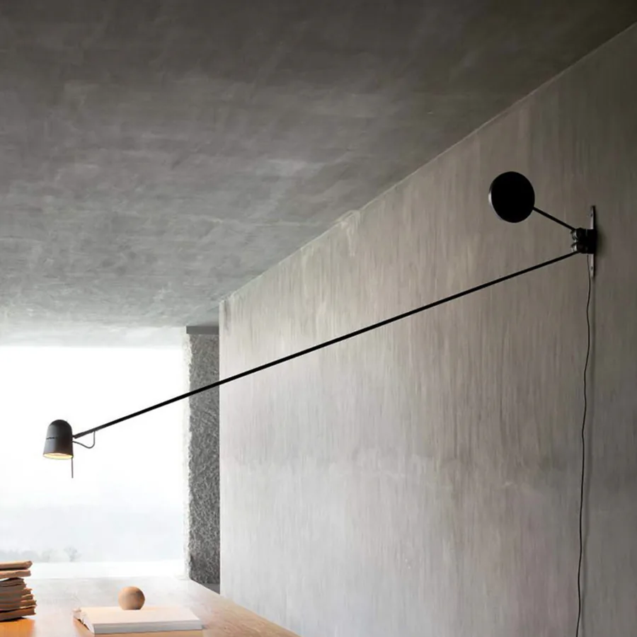Counterbalance LED-seinävalaisin, musta - Luceplan - Olohuone - Design - Metalli