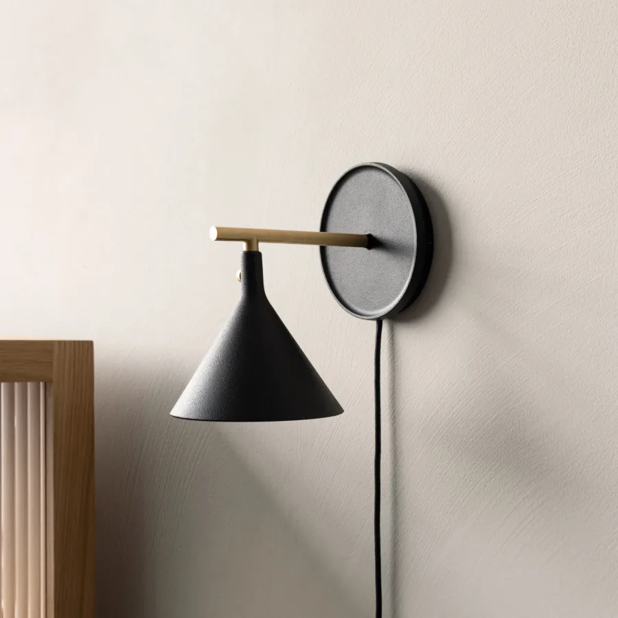 Cast Sconce LED-seinävalaisin, musta, pistoke, himmennettävä