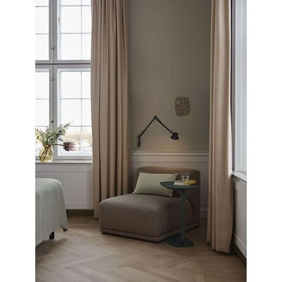 Dedicate Seinävalaisin L2 Black - Muuto - Työhuone / toimisto - Alumiini