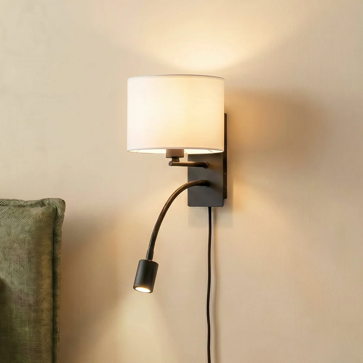 Florens seinävalaisin 23,5 cm LED-lukulamppu musta - Lindby - Olohuone - Moderni - Kangas / tekstiili - Yksilamppuinen